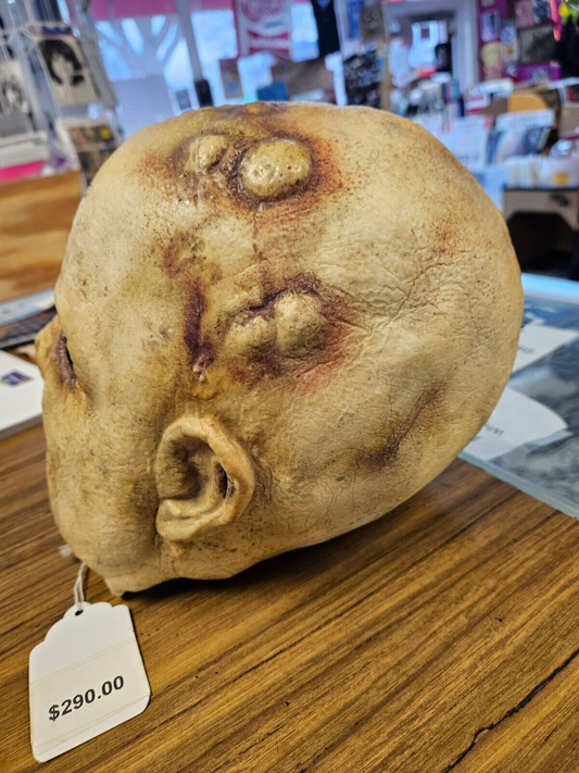 CREATURE CORPS.LLC "Creeping Dead Mask #17 New Autographed1