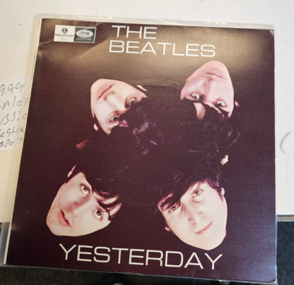 The Beatles Yesterday Parlophone EMI Gepo 70026 Australia VG+VG+ Used 7" Record0