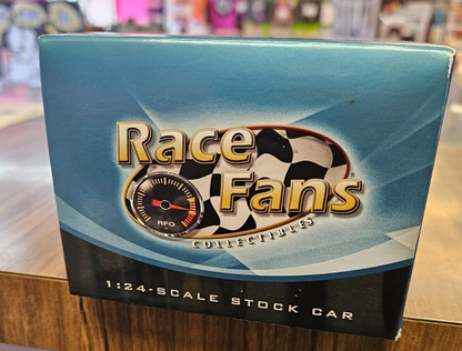 RACE FANS JOHN WAYNE 1:24 SCALE STOCK CAR used W/CAAERTIFICATE4